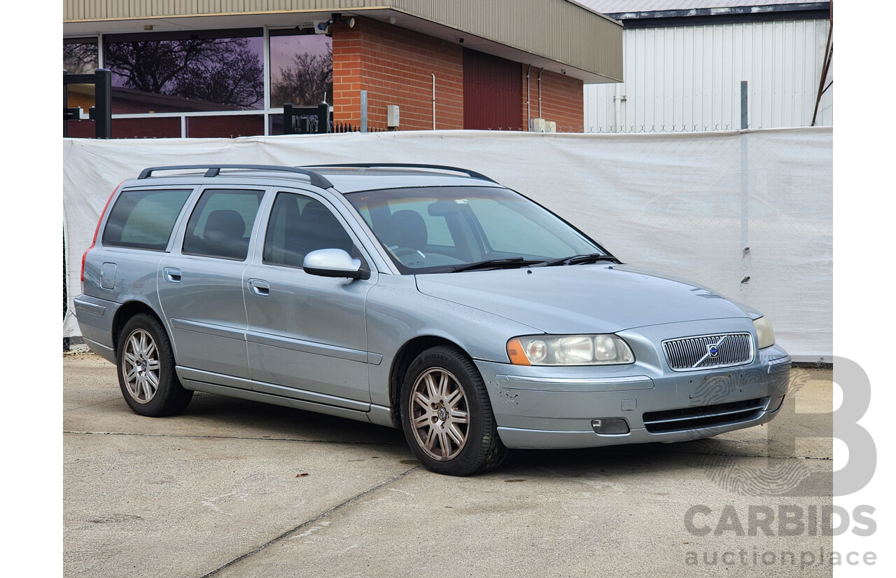 12/2006 Volvo V70 LE FWD MY06 4D Wagon Silver Or Chrome 2.4L