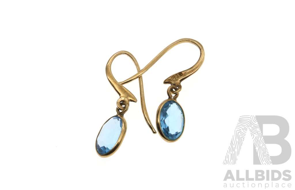 9ct Blue Topaz Drop Style Earrings on Shepherds Hooks, 18mm Long, 0.86 Grams