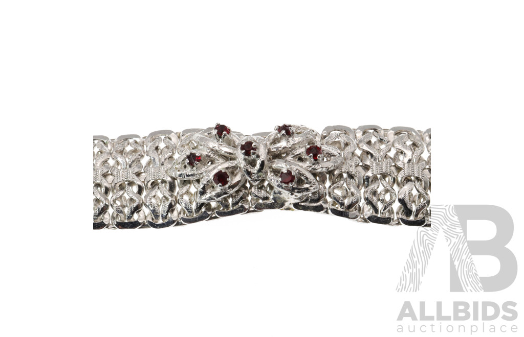 Sterling Silver Vintage Fancy Link Bracelet with Garnets, 19.5cm, 25.61 Grams