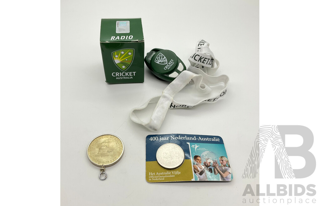 1995 5 Australie 400 Jaar Nederland Zilveren Munt Het Australie Vijfje, 0.999 Silver with 1976 US Bicentennial One Dollar Coin Converted to Pendant, Cricket Australia Radio