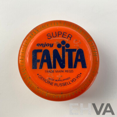 Vintage Russell Yo-Yos, Fanta and Coca-cola Beginners