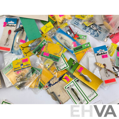 Collection of Vintage Fishing Lures, Sinkers, Swivels Including Tasmanian Devil, Rublex, Pegron, Hawk, Most in Original Packaging