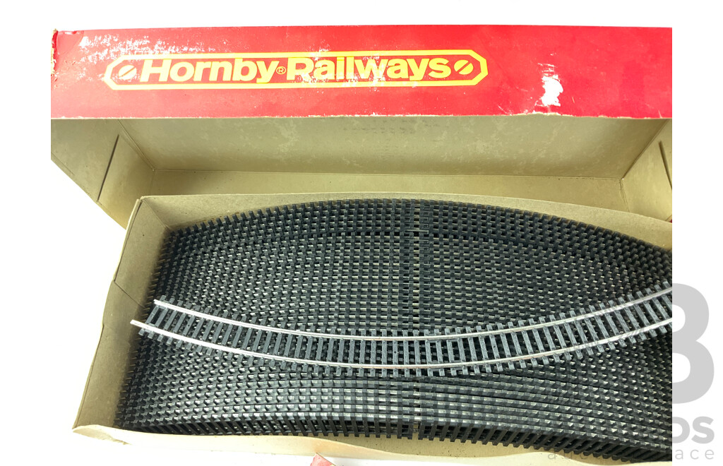 Vintage Hornby OO Gauge Curved Track and Cross Overs, Elevated Track Sidewalls, Platform Fencing and Girder Bridge, All in Original Packaging