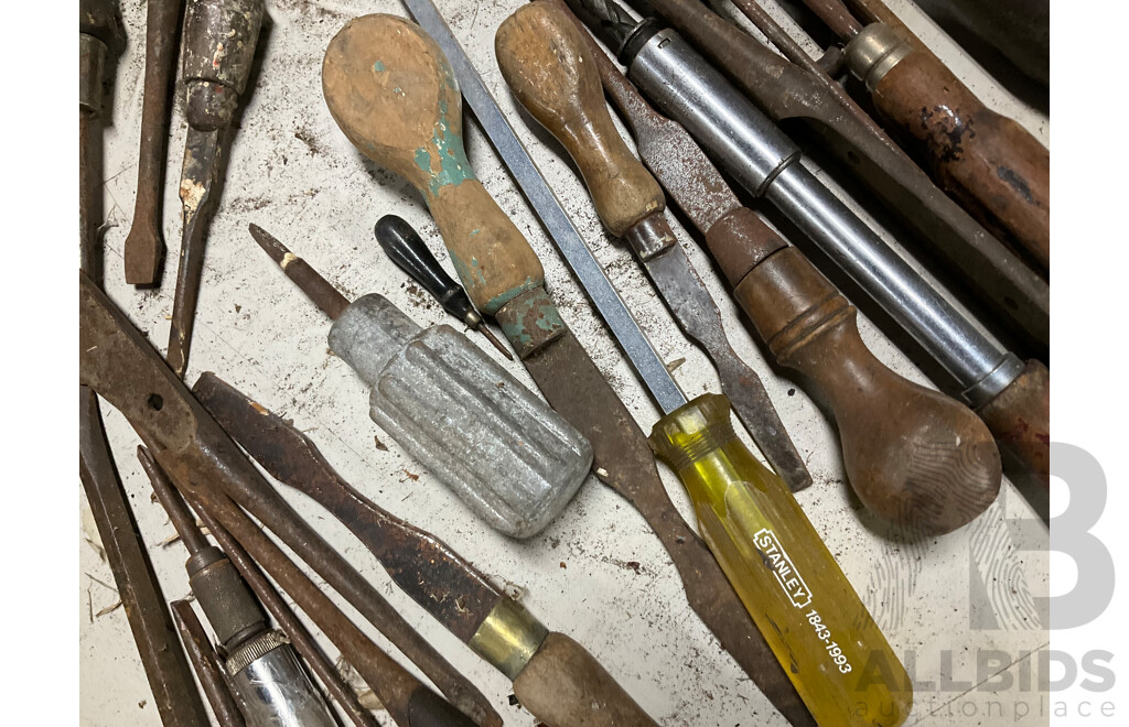 Collection of Antique and Vintage Turnscrews/Screwdrivers, Rachet Screwdrivers Including Yankee and Stanley