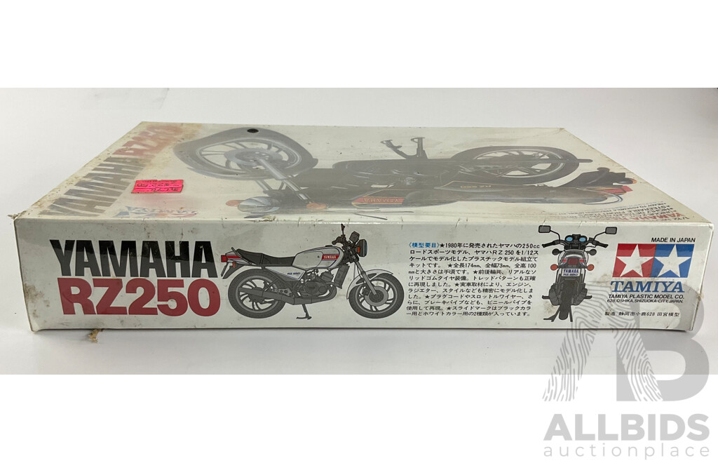 Vintage Tamiya 1982 Yamaha RZ 250 Model in Sealed Box - 1:12 Scale