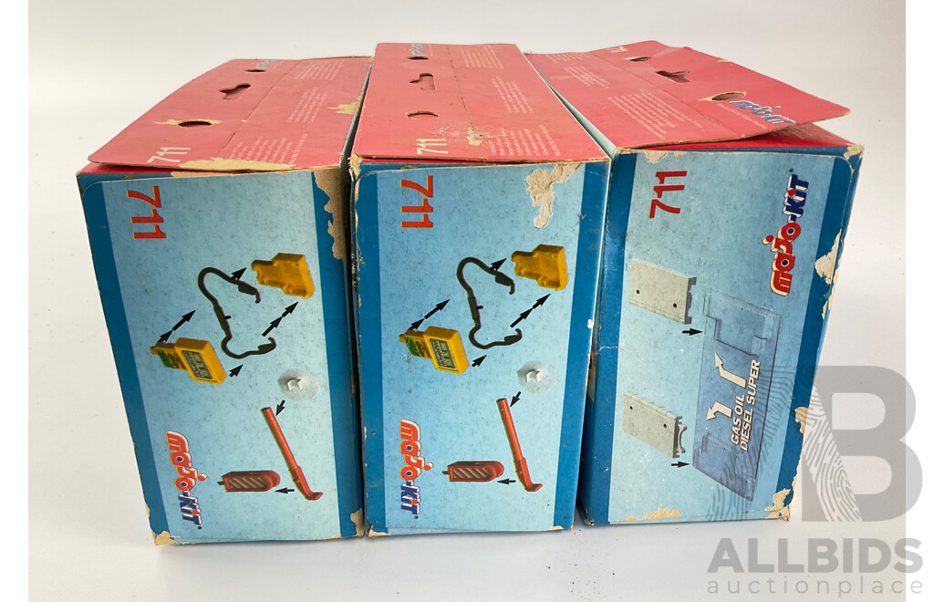 Three Vintage Majorrett Majo-kits, Self Serve Petrol Station, 58 Peice (711) in Sealed Boxes