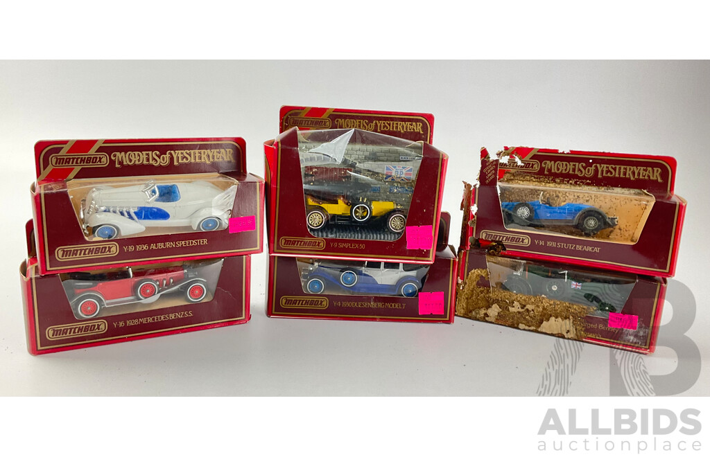 Collection of Matchbox Models of Yesteryear Classic Cars Including 1930 Duesenberg Model J, Simplex-50, 1928 Mercedes Benz SS, 1936 Auburn Speedster, 1931stutz Bearcat, 1930 Bentley