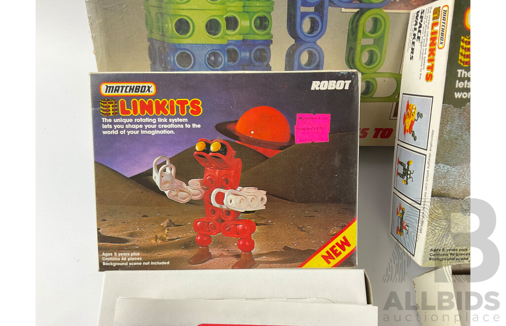 1984 Matchbox Linkits Space Walker, Robot and Expander Workshop in Original Packaging