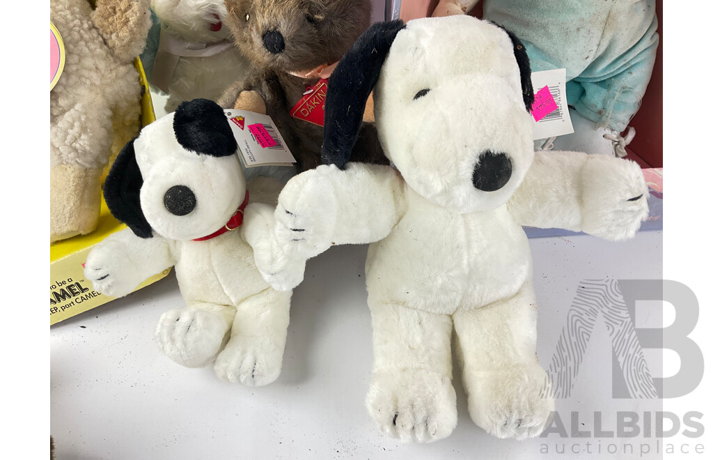 Collection of Plush Toys, Some with Original Tags and Boxes Including Snoopy, Toltoys Firffels Shamel