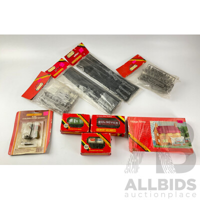 Vintage Hornby OO Gauge Freight Wagons and Scenery Items Including Girder Bridge, Signal Lights, Village Shop, All with Original Packaging