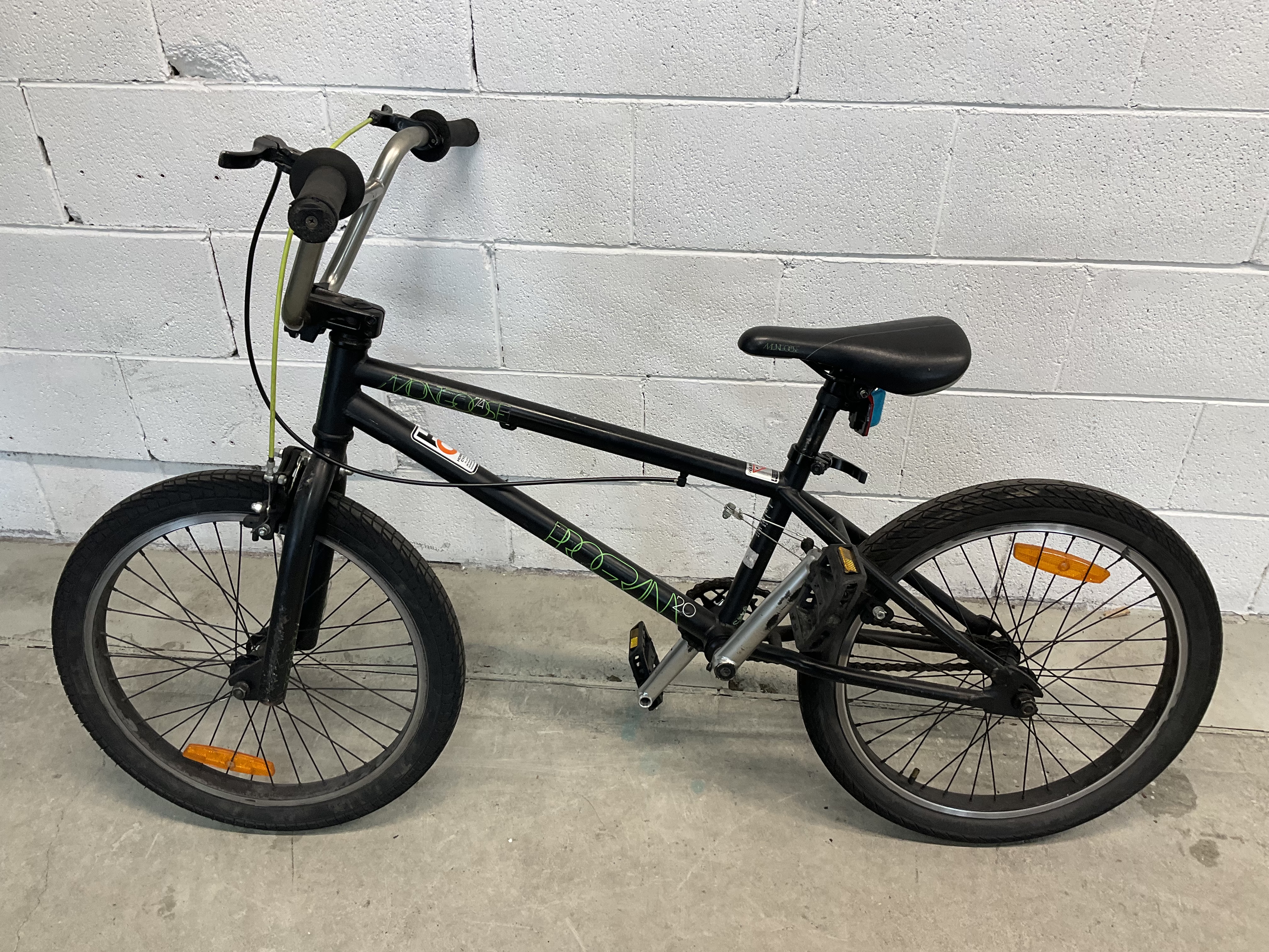 MONGOOSE Program 20 BMX Bike Black - Lot 1559618 | EHVA