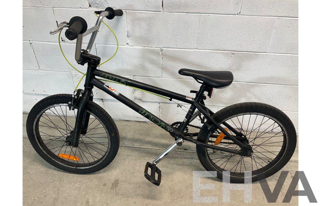 MONGOOSE Program 20 BMX Bike Black & Green (49cm Frame)