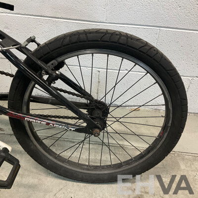 FREE AGENT Maverick BMX Bike Black (49cm Frame)