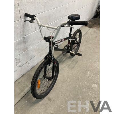 FREE AGENT Maverick BMX Bike Black (49cm Frame)