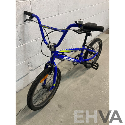 GT Mach One Pro 20 BMX Racing Bike (48cm Frame)