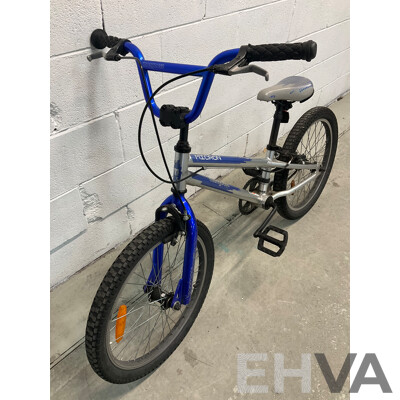 MONGOOSE Micron BMX Bike (44cm Frame)