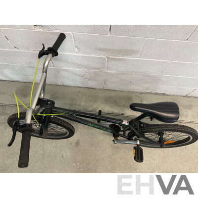MONGOOSE Program 20 BMX Bike Black & Green (48cm Frame)