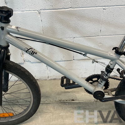 GT Air BMX Bike Grey (49cm Frame)
