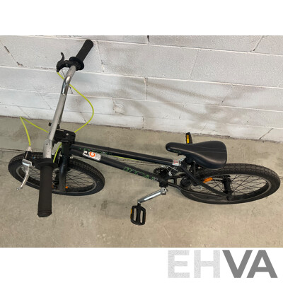 MONGOOSE Program 20 BMX Bike Black & Green (49cm Frame)