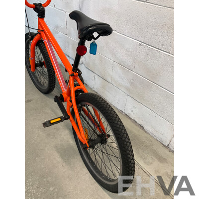 GIANT Method 03 BMX Bike (47cm Frame)