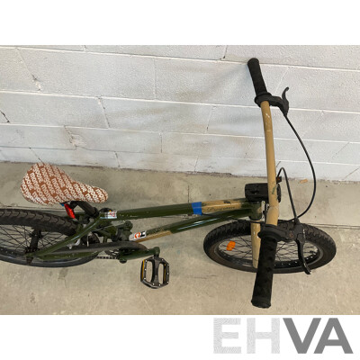 MONGOOSE Program BMX Bike Camo (49cm Frame)