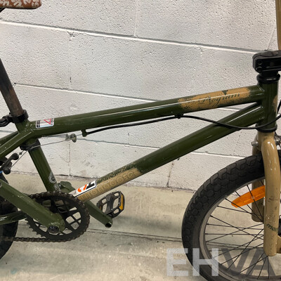 MONGOOSE Program BMX Bike Camo (49cm Frame)