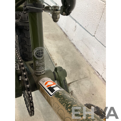 MONGOOSE Program BMX Bike Camo (49cm Frame)