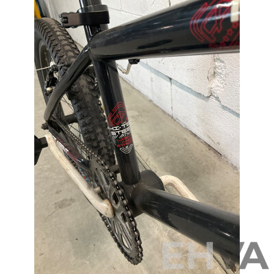 FREE AGENT Maverick BMX Bike Black (49cm Frame)
