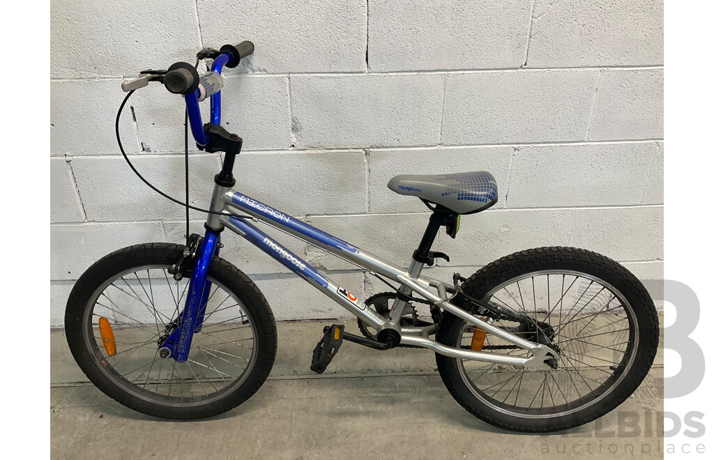 MONGOOSE Micron BMX Bike (44cm Frame)