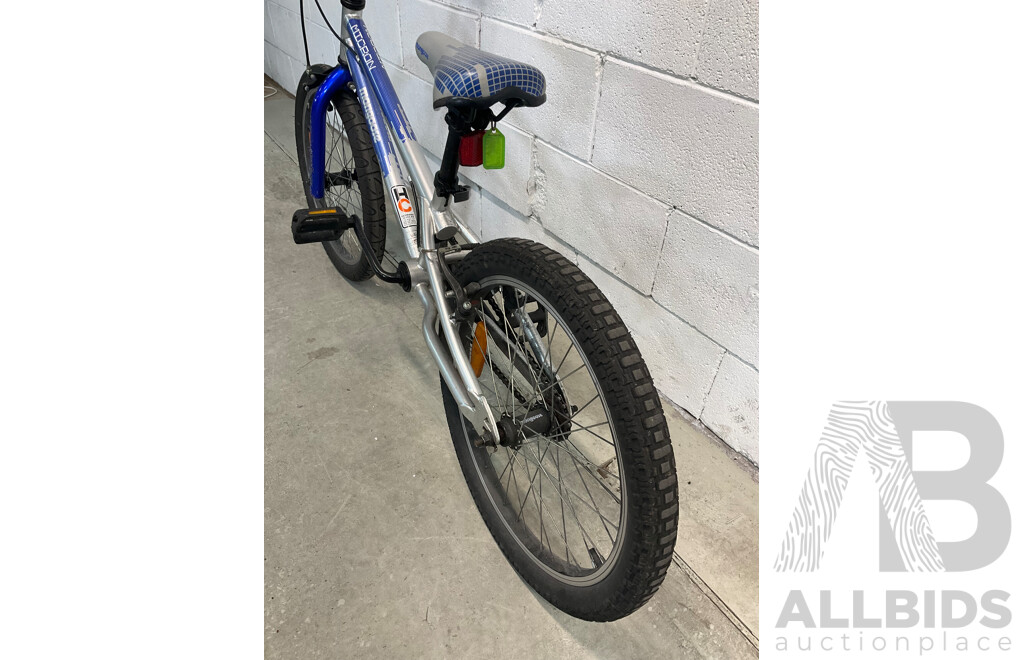 MONGOOSE Micron BMX Bike (44cm Frame)