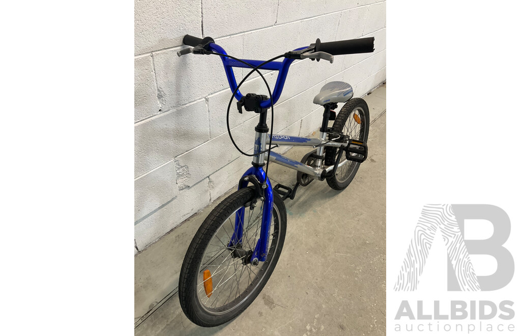 MONGOOSE Micron BMX Bike (44cm Frame)