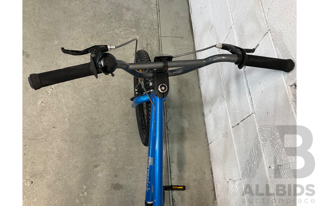 FREE AGENT Maverick BMX Bike Blue (48cm Frame)