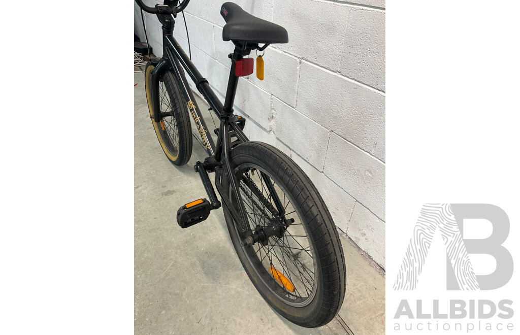 KINK BMX Bike Black (50cm Frame)