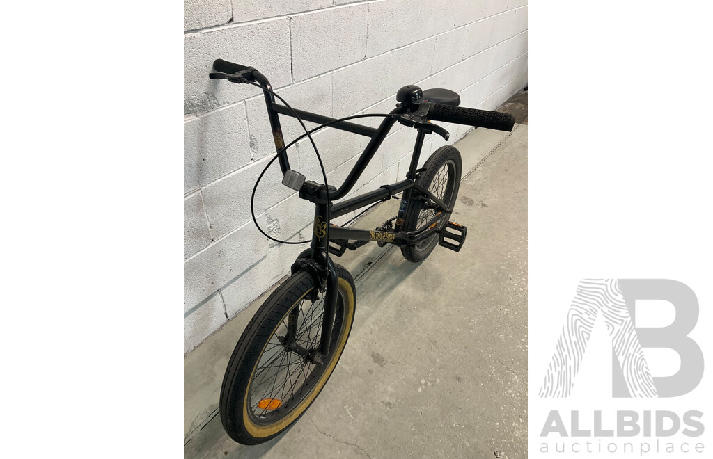 KINK BMX Bike Black (50cm Frame)