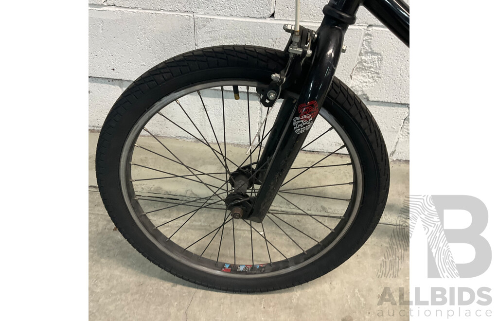 FREE AGENT Maverick BMX Bike Black (49cm Frame)