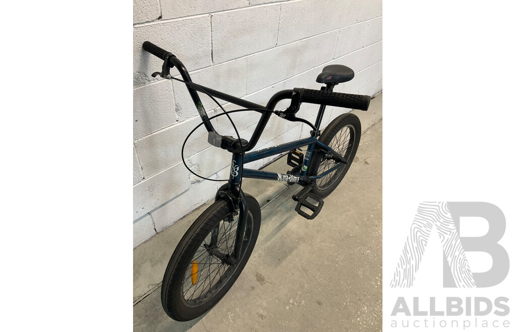 KINK BMX Bike Dark Green (49cm Frame)