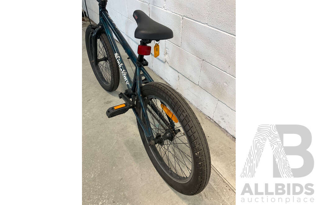 KINK BMX Bike Dark Green (49cm Frame)