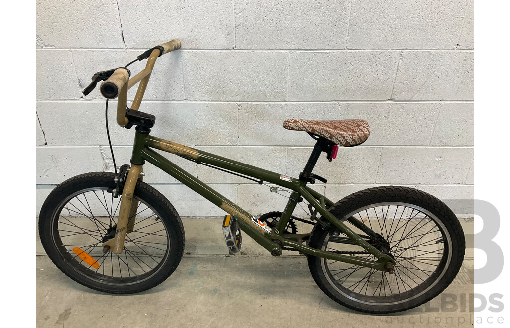 MONGOOSE Program BMX Bike Camo (49cm Frame)