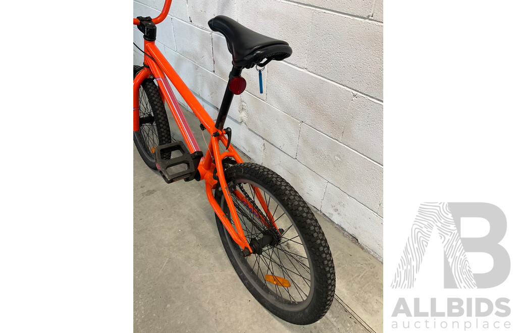 GIANT Method 03 BMX Bike (47cm Frame)