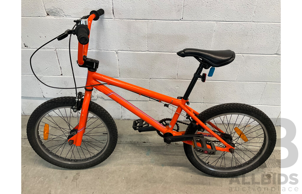 GIANT Method 03 BMX Bike (47cm Frame)