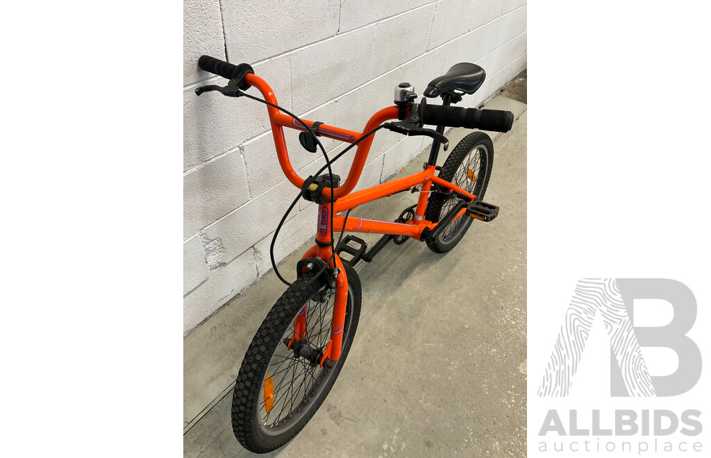 GIANT Method 03 BMX Bike (47cm Frame)