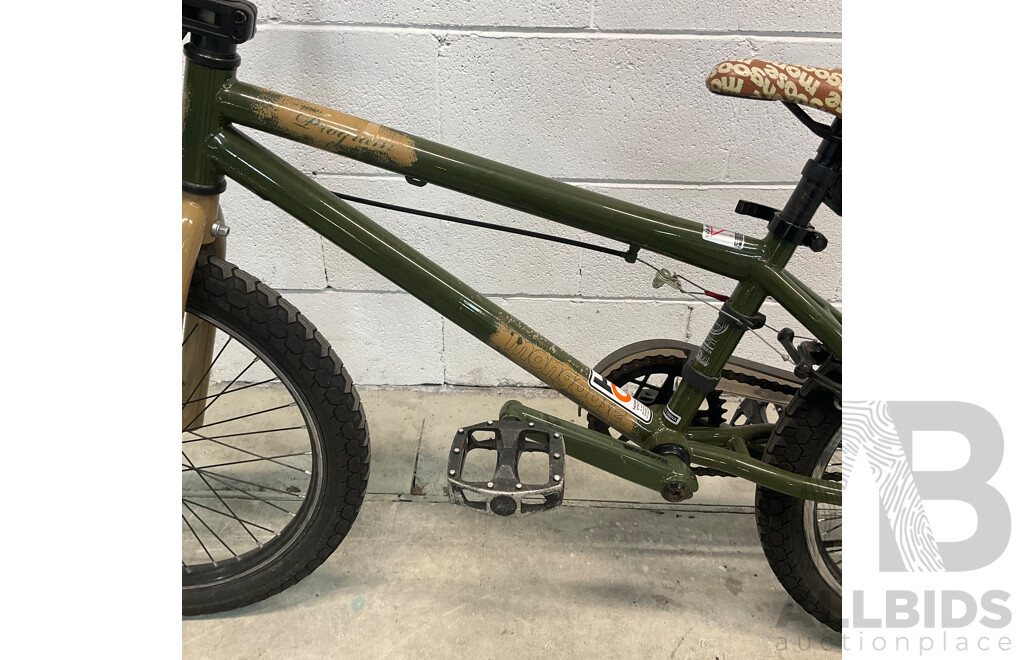 MONGOOSE Program BMX Bike Camo (49cm Frame)