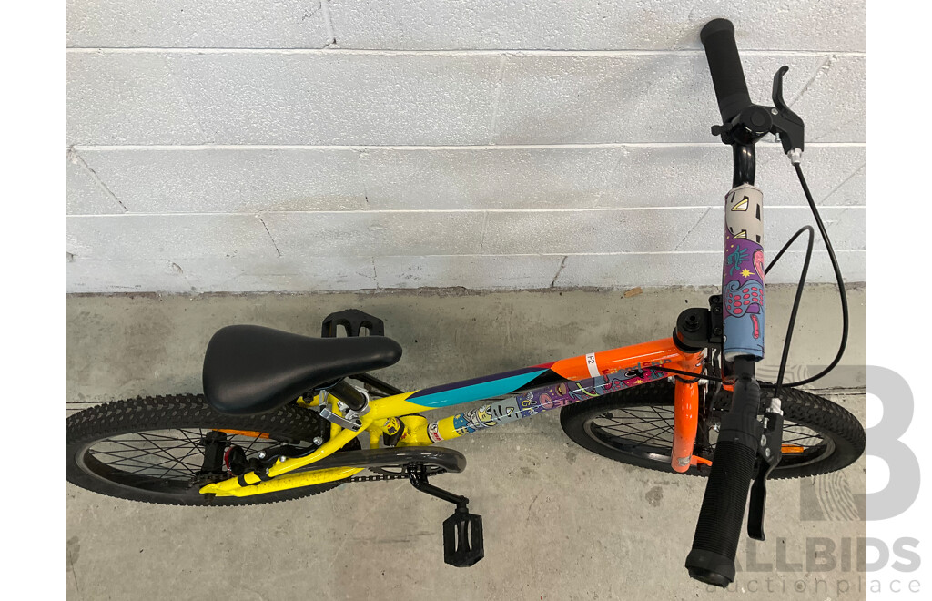 GT Friendship BMX Bike (44cm Frame)