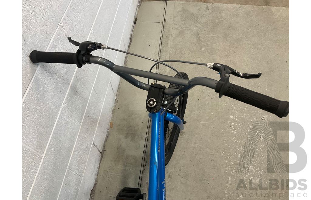 FREE AGENT Maverick BMX Bike Blue (48cm Frame)