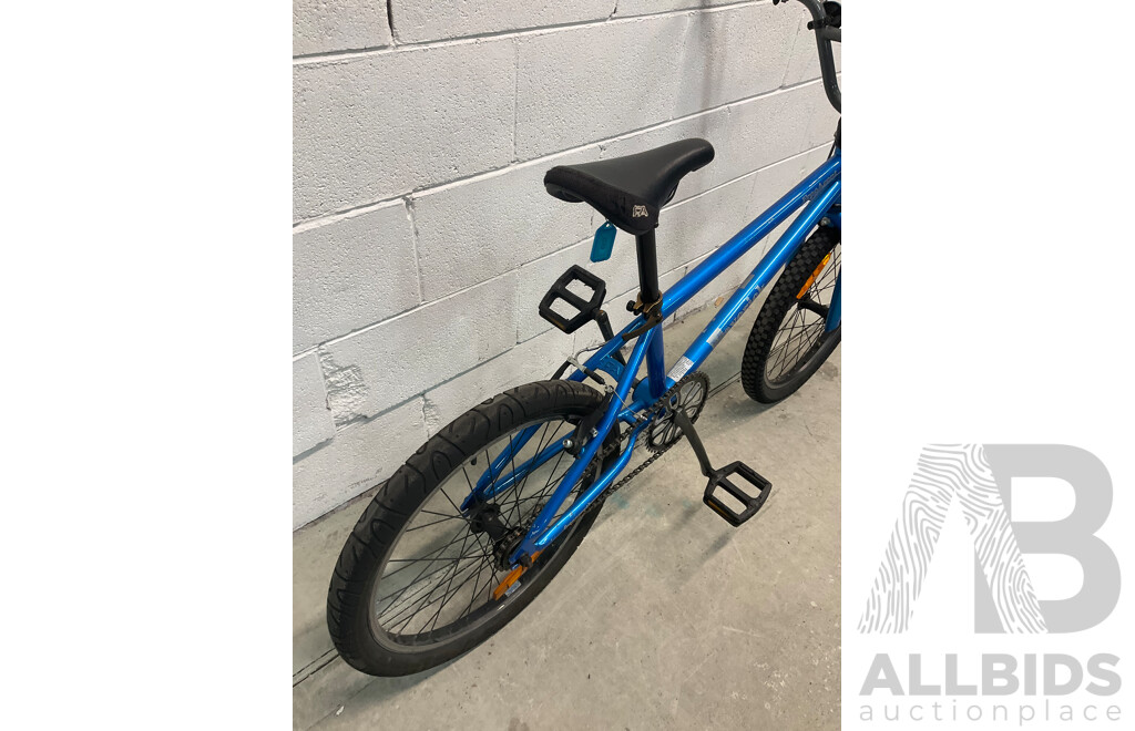 FREE AGENT Maverick BMX Bike Blue (48cm Frame)