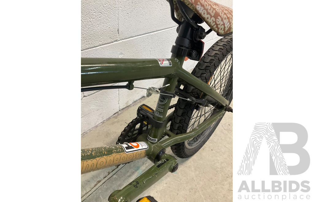 MONGOOSE Program BMX Bike Camo (49cm Frame)