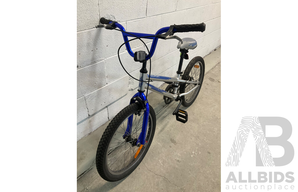 MONGOOSE Micron BMX Bike (44cm Frame)