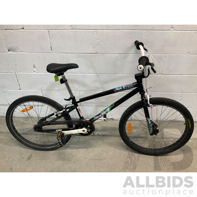 GT Bikes Mach 1 BMX Bike (52cm Frame)