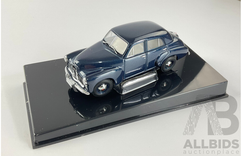 Auto Art Diecast Holden 48-215 with Certificate - 1:43 Scale