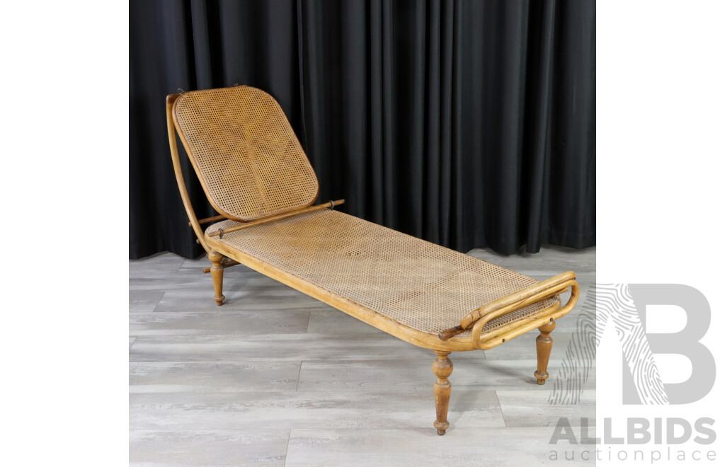 Antique Bentwood Daybed by Thornet